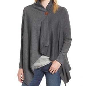 Bobeau Charcoal Gray Women's Poncho with Button Accent